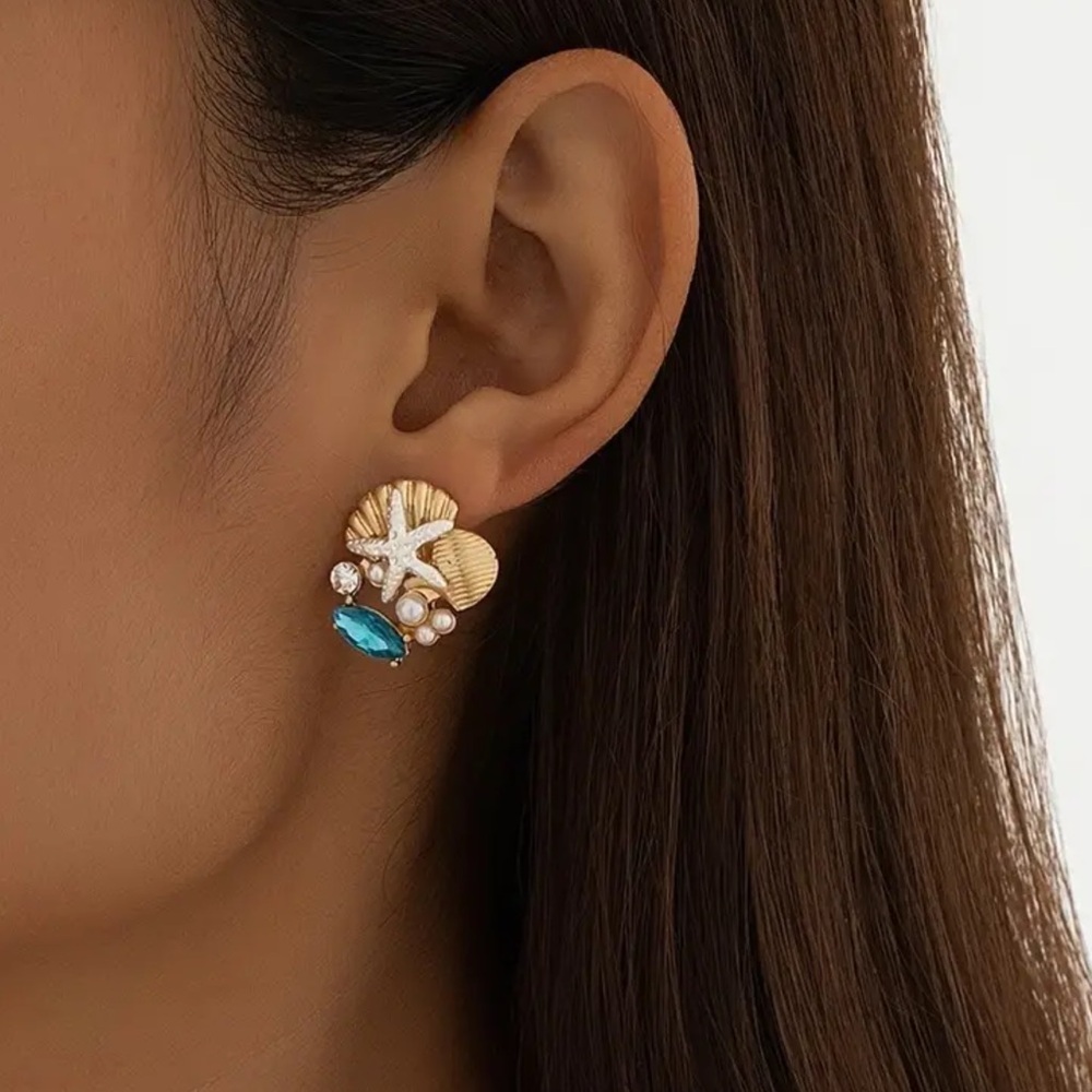 🐚SilverTone Nautical Starfish Seashell Gemstone Cluster Post back Earrings